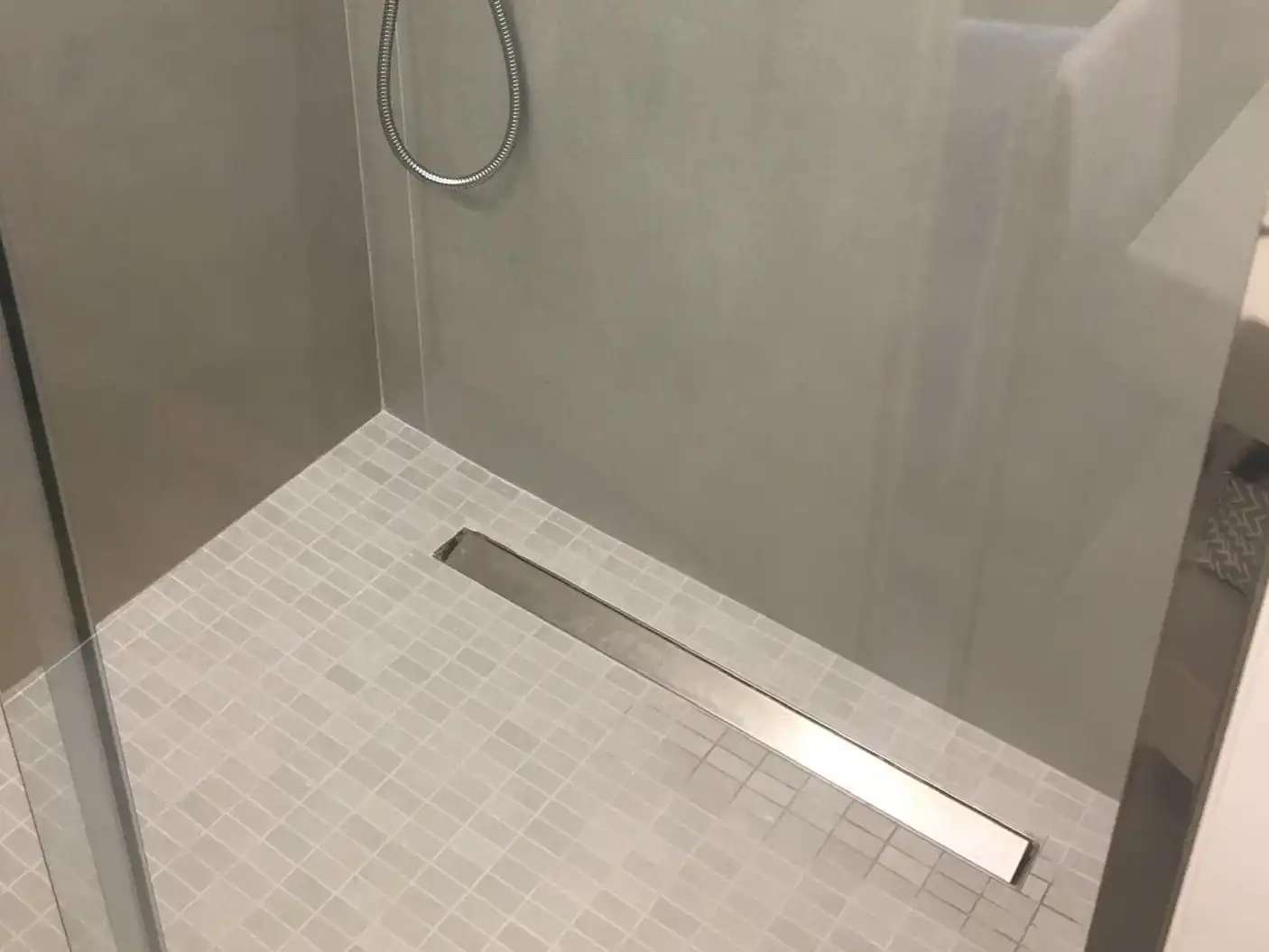 posa rivestimento doccia bologna